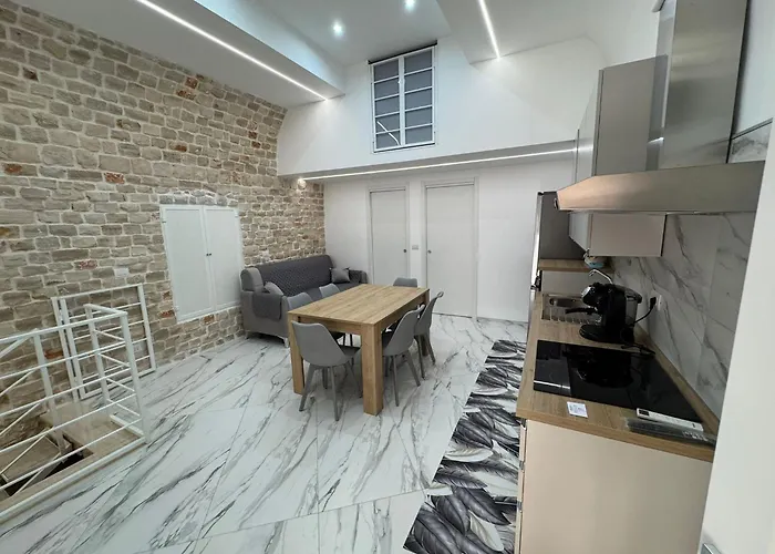 Azzurra - * Molfetta